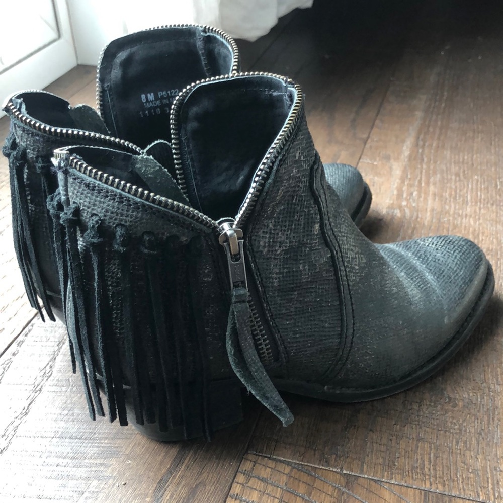 Circle G Boots fringe zipper bootie